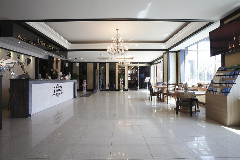 J-Top Hotel Siheung Bagian luar foto