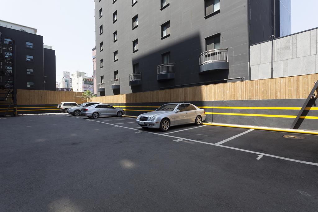 J-Top Hotel Siheung Bagian luar foto